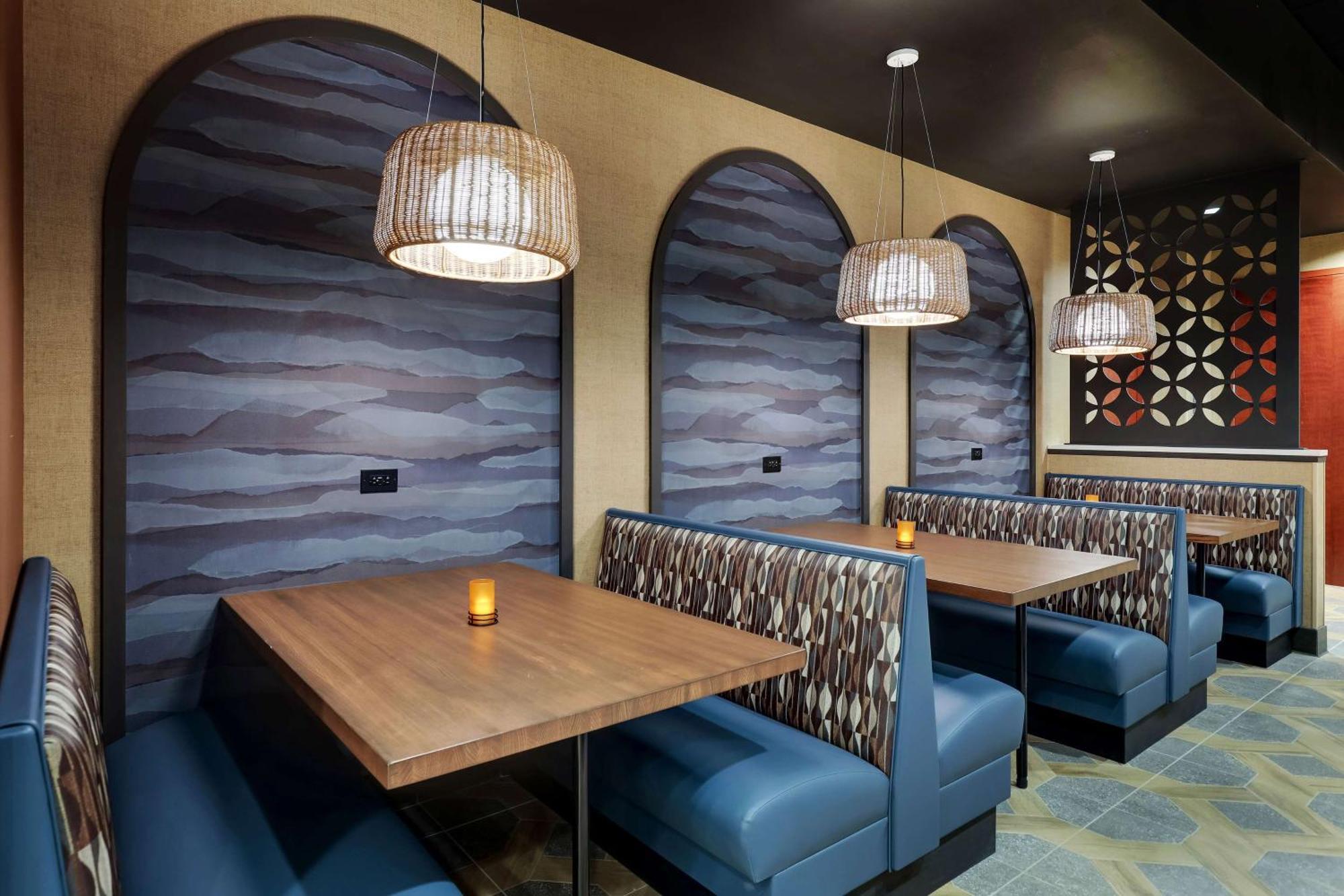 Drury Inn & Suites Charlotte Arrowood Ngoại thất bức ảnh