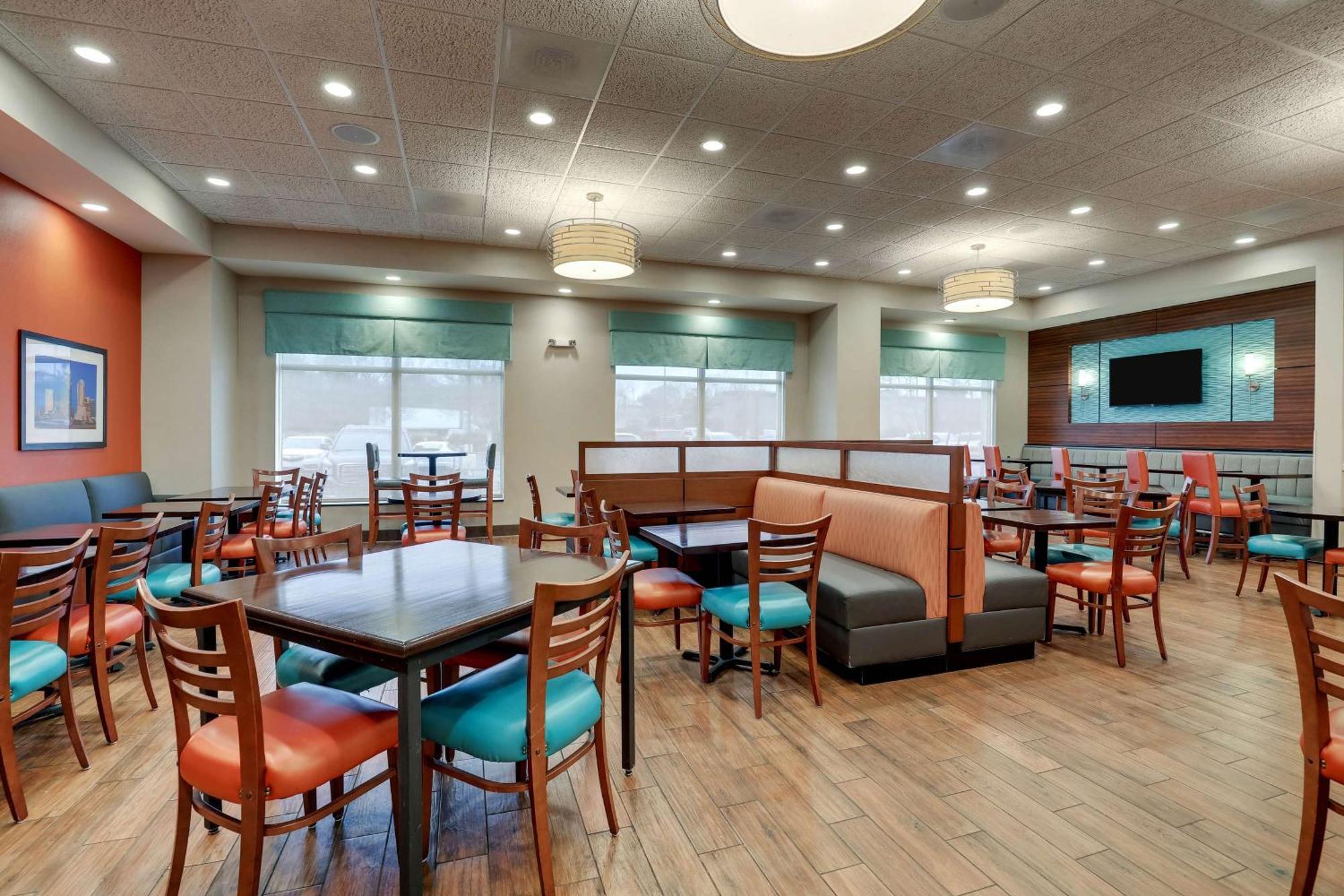 Drury Inn & Suites Charlotte Arrowood Ngoại thất bức ảnh